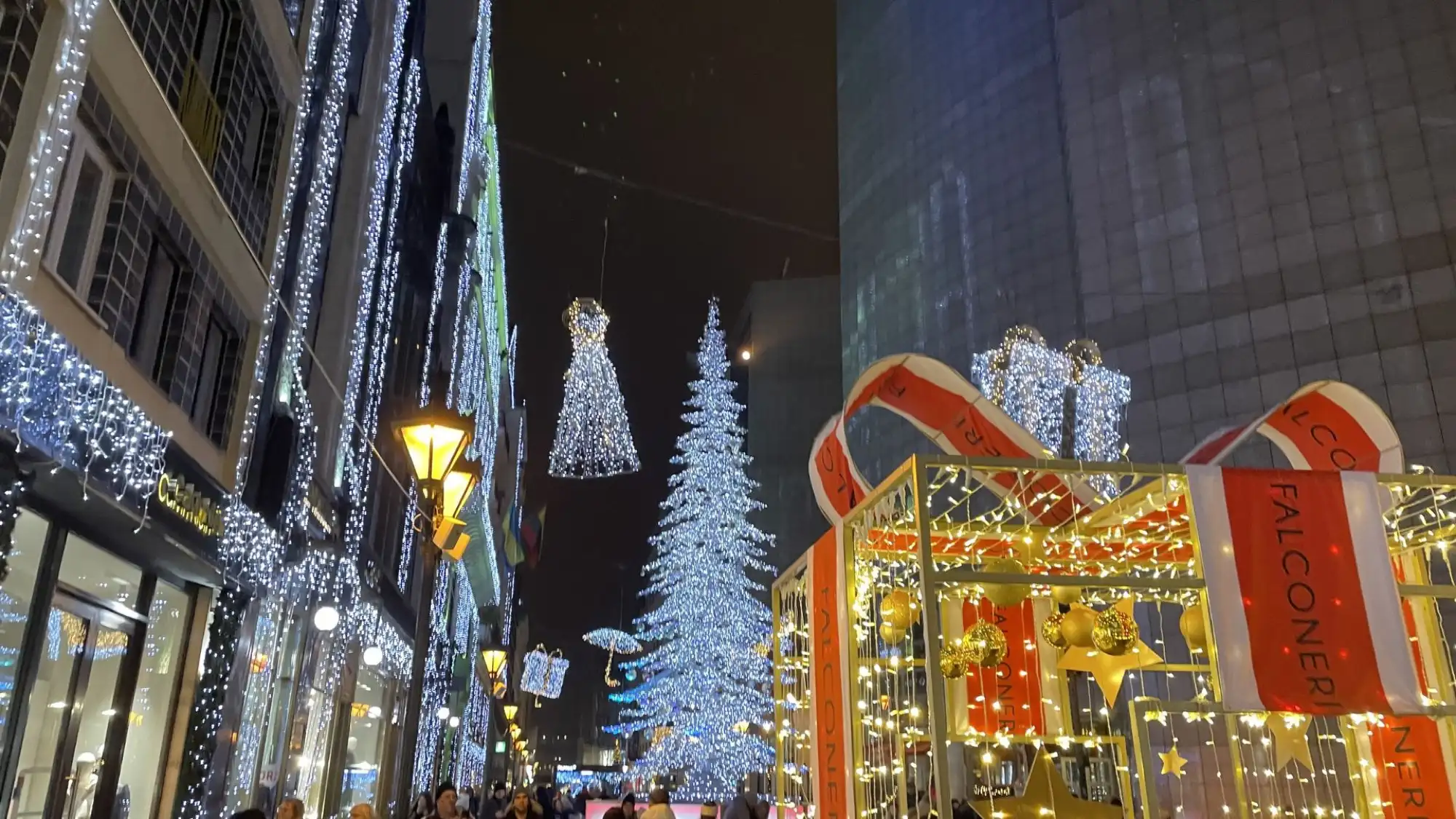 Christmas lights on Fashion Street