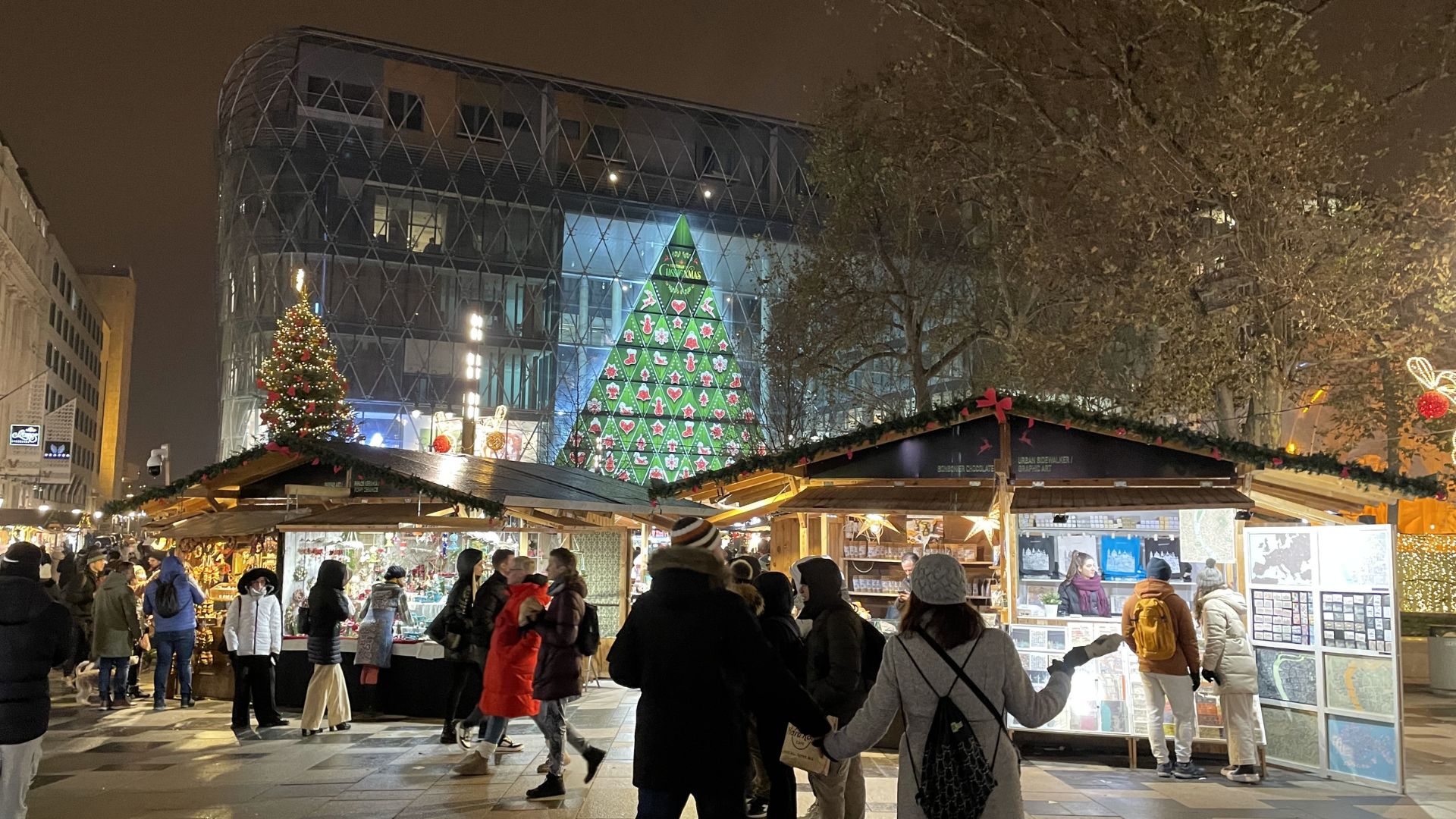 Stalls at Vörösmarty Square Christmas Fair